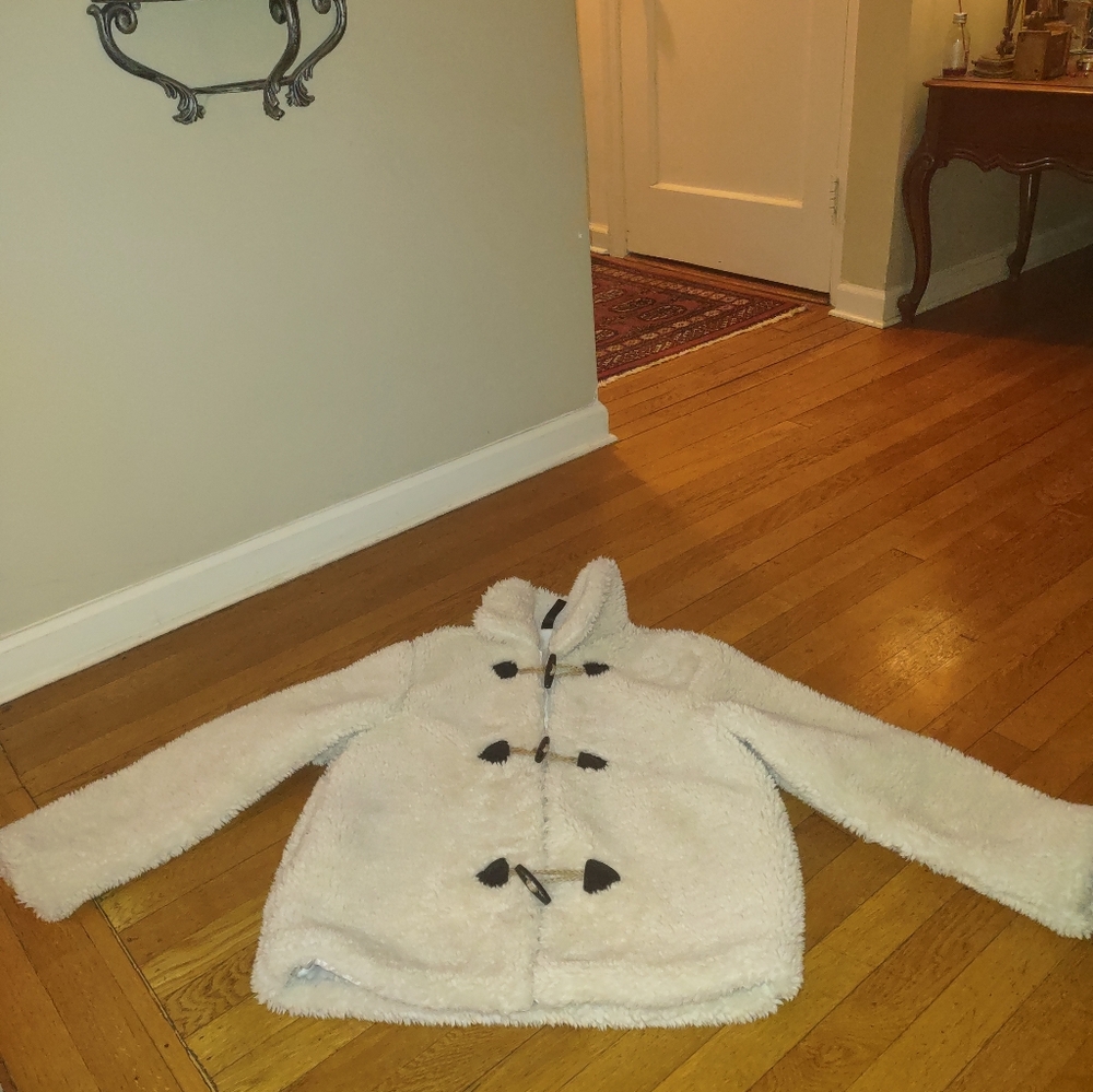 white button up sherpa teddy jacket with toggle closure from venti6 size small
